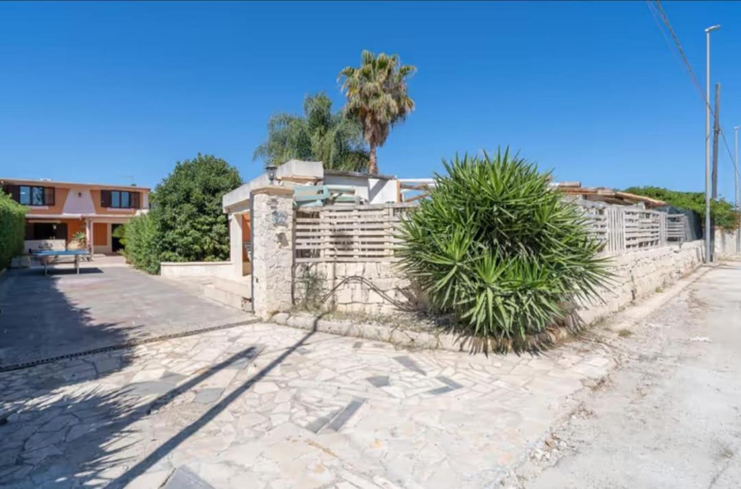 Villa Con Piscina Al Mare Ognina Eksteriør billede